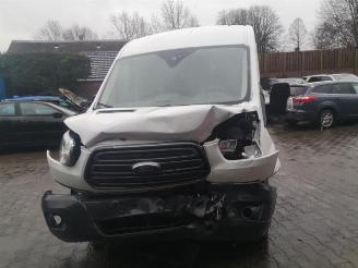 Ford Transit  picture 1