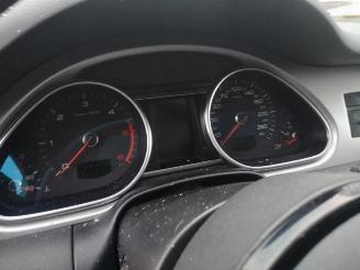 Audi Q7  picture 7