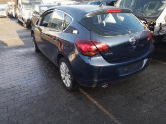 Opel Astra Astra J (PC6/PD6/PE6/PF6), Hatchback 5-drs, 2009 / 2015 1.4 Turbo 16V picture 5