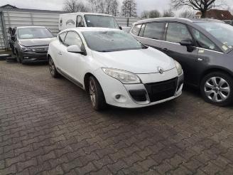 Renault Mégane Megane III Coupe (DZ), Hatchback 3-drs, 2008 / 2016 1.6 16V picture 3