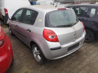 Renault Clio Clio III (BR/CR), Hatchback, 2005 / 2014 1.4 16V picture 4