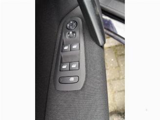 Peugeot 308 308 (L3/L8/LB/LH/LP), Hatchback 5-drs, 2013 / 2021 1.5 BlueHDi 130 picture 7