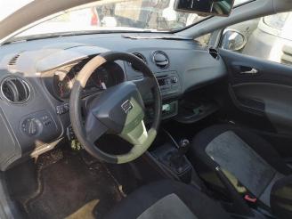 Seat Ibiza Ibiza ST (6J8), Combi, 2010 / 2016 1.6 TDI 90 picture 8