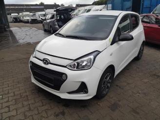 Voiture accidenté Hyundai I-10 i10 (B5), Hatchback, 2013 / 2019 1.0 12V 2019/2