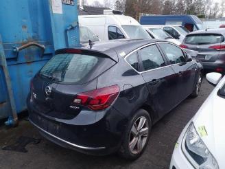 Opel Astra Astra J (PC6/PD6/PE6/PF6), Hatchback 5-drs, 2009 / 2015 1.7 CDTi 16V 110 picture 3