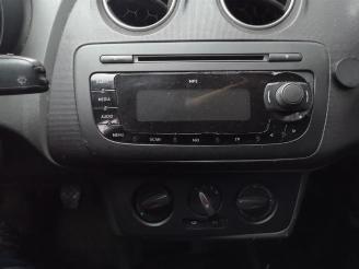 Seat Ibiza Ibiza IV (6J5), Hatchback 5-drs, 2008 / 2017 1.4 TDI picture 8