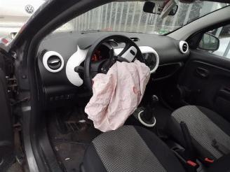 Renault Twingo Twingo III (AH), Hatchback 5-drs, 2014 1.0 SCe 70 12V picture 6