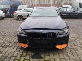 BMW 5-serie 5 serie (F10), Sedan, 2009 / 2016 530d xDrive 24V Blue Performance picture 2