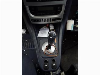 Peugeot 1007 1007 (KM), Hatchback 3-drs, 2004 / 2011 1.6 GTI,Gentry 16V picture 6