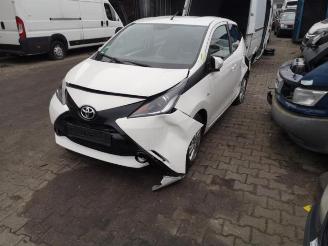 Sloopauto Toyota Aygo Aygo (B40), Hatchback, 2014 1.0 12V VVT-i 2016/1