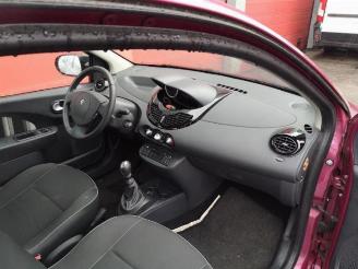 Renault Twingo Twingo II (CN), Hatchback 3-drs, 2007 / 2014 1.2 16V picture 8