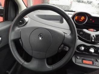 Renault Twingo Twingo II (CN), Hatchback 3-drs, 2007 / 2014 1.2 16V picture 14