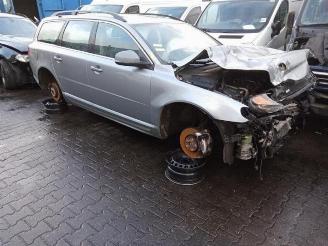 Damaged car Volvo V-70 V70 (BW), Combi, 2007 / 2016 2.0 D3 20V 2012/1