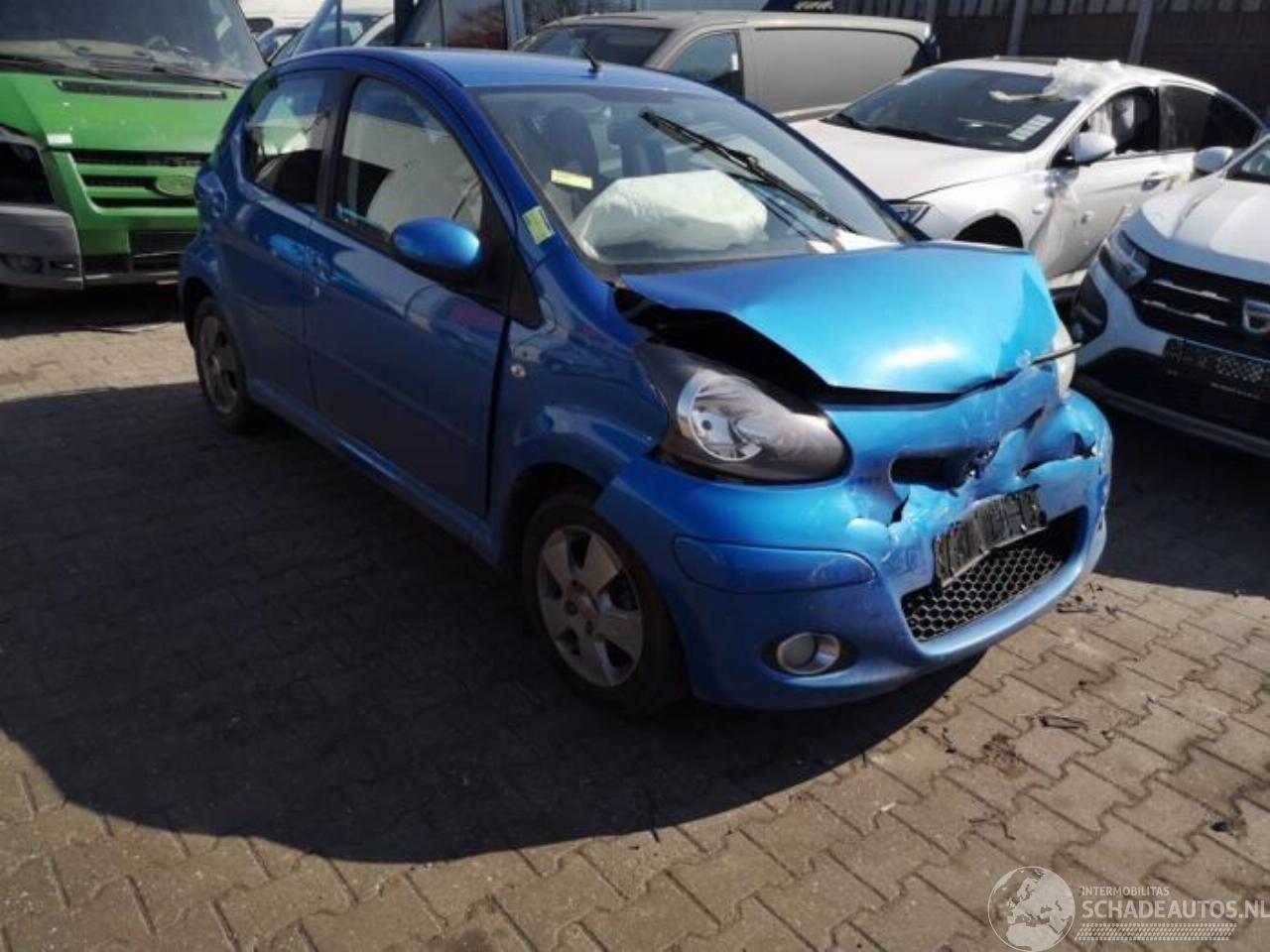 Toyota Aygo Aygo (B10), Hatchback, 2005 / 2014 1.0 12V VVT-i