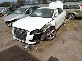Vrakbiler auto Audi A5 A5 (8T3), Coupe, 2007 / 2017 1.8 TFSI 16V 2010