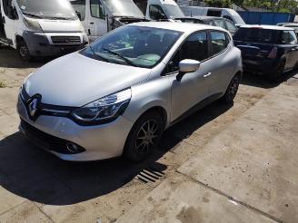 disassembly passenger cars Renault Clio  2013/3