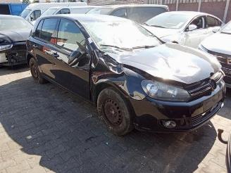 Salvage car Volkswagen Golf Golf VI (5K1), Hatchback, 2008 / 2013 1.6 TDI 16V 2011
