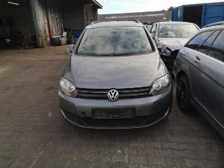 Salvage car Volkswagen Golf plus Golf Plus (5M1/1KP), MPV, 2005 / 2013 1.9 TDI 16V 2009