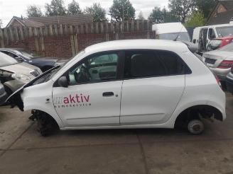 Renault Twingo Twingo III (AH), Hatchback 5-drs, 2014 1.0 SCe 70 12V picture 3