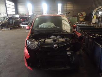 Dezmembrări autoturisme Renault Twingo Twingo III (AH), Hatchback 5-drs, 2014 / 2024 0.9 Energy TCE 90 12V 2015/10
