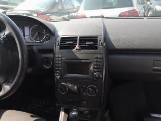 Mercedes A-klasse A (W169), Hatchback, 2004 / 2012 2.0 A-180 CDI 16V picture 11
