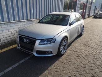 Vrakbiler auto Audi A4 A4 Avant (B8), Combi, 2007 / 2015 2.0 TDI 16V 2011/5