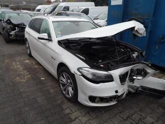 krockskadad bil auto BMW 5-serie 5 serie Touring (F11), Combi, 2009 / 2017 520d 16V 2015