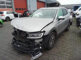 Vrakbiler auto Volkswagen Tiguan Tiguan (AD1), SUV, 2016 / 2024 2.0 TDI 16V BlueMotion Technology SCR 2018