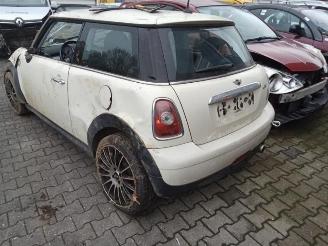 disassembly passenger cars Mini Mini Mini (R56), Hatchback, 2006 / 2013 1.4 16V One 2009/5