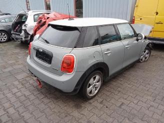 Mini Cooper Mini (F55), Hatchback 5-drs, 2013 1.5 12V Cooper picture 13
