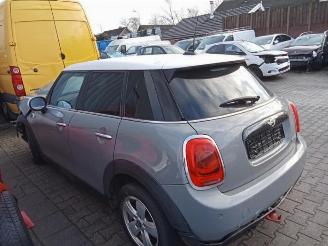 Mini Cooper Mini (F55), Hatchback 5-drs, 2013 1.5 12V Cooper picture 5