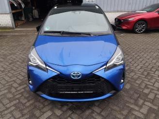 Toyota Yaris Yaris III (P13), Hatchback, 2010 / 2020 1.5 16V Hybrid picture 34