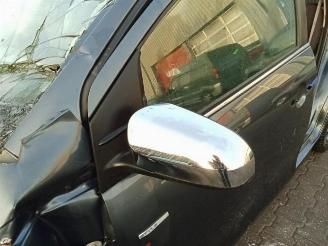 Peugeot 108 108, Hatchback, 2014 1.0 12V picture 27