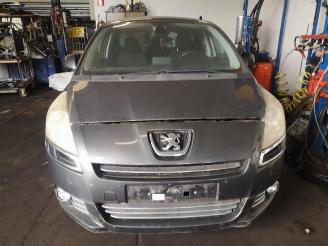 Coche siniestrado Peugeot 5008 5008 I (0A/0E), MPV, 2009 / 2017 1.6 THP 16V 2009/2