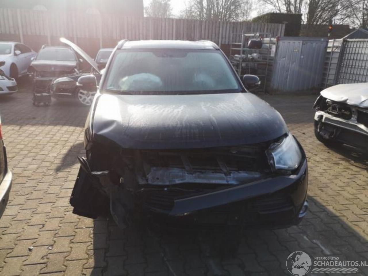 Mitsubishi Outlander Outlander (GF/GG), SUV, 2012 / 2022 2.2 DI-D 16V Clear Tec 4x4