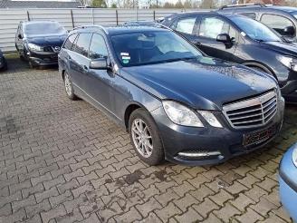 Dezmembrări autoturisme Mercedes E-klasse E Estate (S212), Combi, 2009 / 2016 E-220 CDI 16V BlueEfficiency,BlueTEC 2013/0