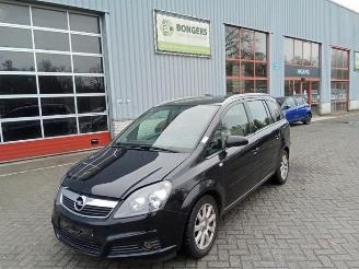 Coche siniestrado Opel Zafira Zafira (M75), MPV, 2005 / 2015 1.6 16V 2008/1