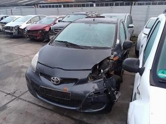 Toyota Aygo Aygo (B10), Hatchback, 2005 / 2014 1.0 12V VVT-i picture 2