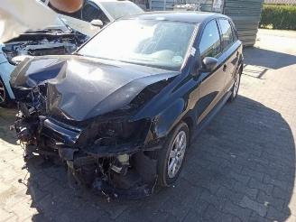 Salvage car Volkswagen Polo Polo V (6R), Hatchback, 2009 / 2017 1.2 TDI 12V BlueMotion 2012/3