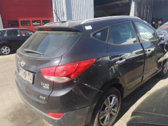 Hyundai Ix35 iX35 (LM), SUV, 2009 / 2015 2.0 CRDi 16V 4x4 picture 5