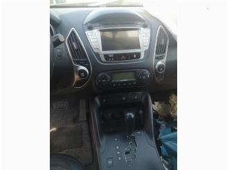 Hyundai Ix35 iX35 (LM), SUV, 2009 / 2015 2.0 CRDi 16V 4x4 picture 7