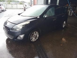 Salvage car Renault Grand-scenic Grand Scenic III (JZ), MPV, 2009 / 2016 1.4 16V TCe 130 2010/11