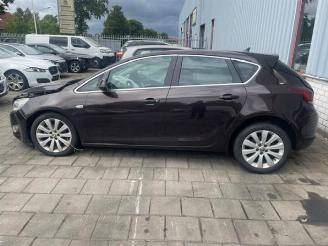 demontáž osobní automobily Opel Astra Astra J (PC6/PD6/PE6/PF6), Hatchback 5-drs, 2009 / 2015 1.4 Turbo 16V 2012/6