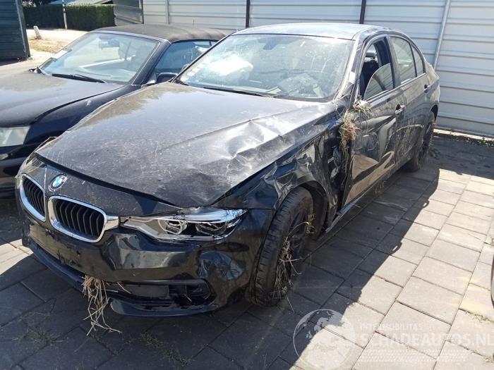 BMW 3-serie 3 serie (F30), Sedan, 2011 / 2018 318d 2.0 16V