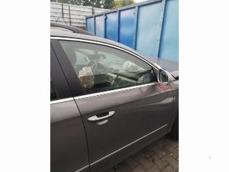 Volkswagen Passat Passat Variant (3C5), Combi, 2005 / 2010 2.0 TDI 140 picture 24