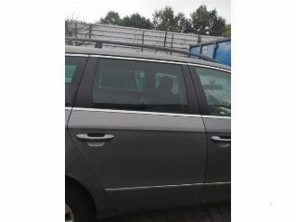 Volkswagen Passat Passat Variant (3C5), Combi, 2005 / 2010 2.0 TDI 140 picture 20