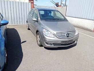 Mercedes B-klasse B (W245), Hatchback, 2005 / 2011 2.0 B-200 CDI 16V picture 2
