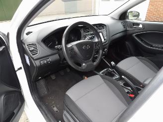 Hyundai I-20 1.0 T-GDI 5-drs Navi picture 17