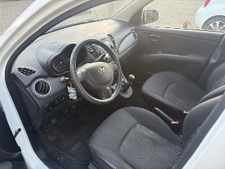 Hyundai I-10 i-drive cool picture 12