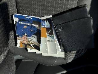Volkswagen Polo 1.2 tsi first edition picture 16
